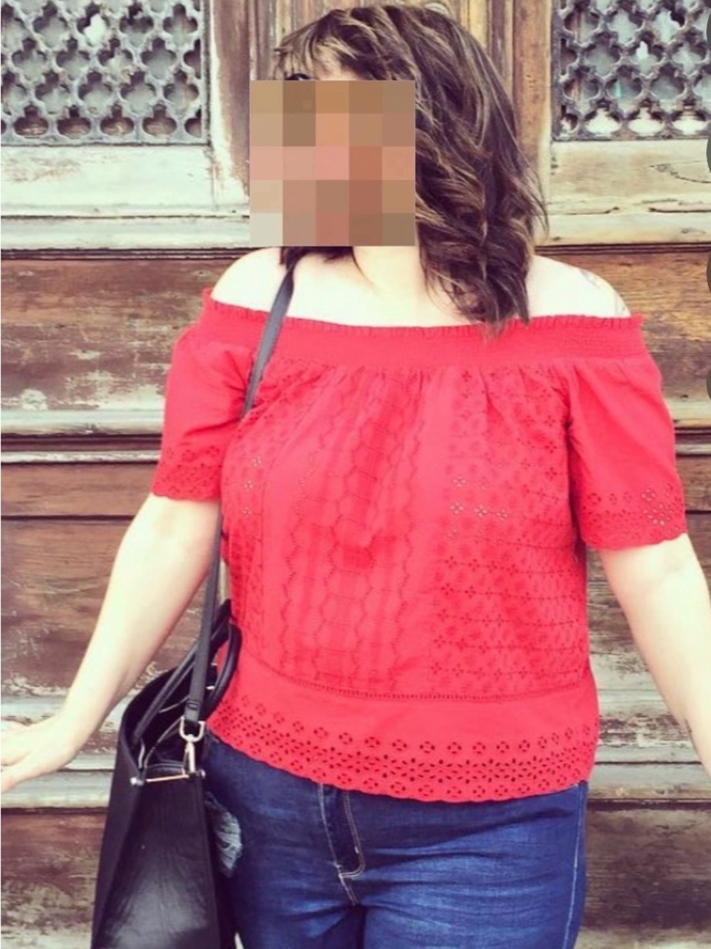 Reitmans Red Eyelet Off-Shoulder Blouse